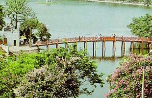 Sửa luật: Chính phủ xin “lùi”, Ủy ban quyết “tiến”