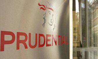 Prudential tính hủy kế hoạch mua AIA