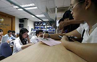 Chứng khoán ngày 25/7: Chờ ổn định, chọn lọc cao