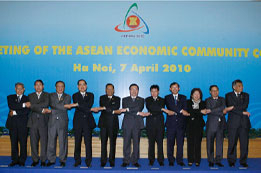 Thông qua Nghị định thư cơ chế giải quyết tranh chấp của ASEAN