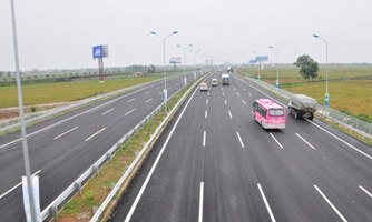 Việt Nam đạt 2.000 km cao tốc Bắc - Nam trong 4 năm tới
