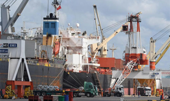 Logistics Việt Nam còn “hổng” từ doanh nghiệp đến hạ tầng