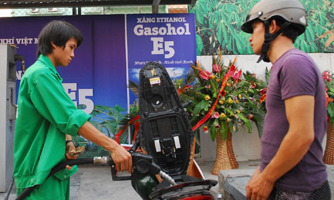 Sử dụng đại trà xăng sinh học từ năm 2015