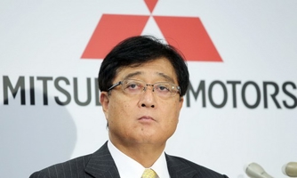 CEO của Mitsubishi Motors từ chức vì bê bối gian dối