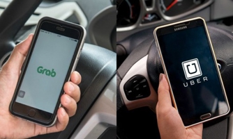 Hiệp hội Taxi Hà Nội kiến nghị dừng ngay Uber, Grab trong tháng 9