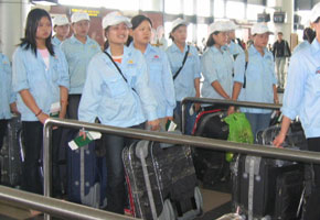 Quy định về mức tiền môi giới tối đa đối với lao động xuất khẩu