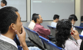 Chứng khoán năm qua: Những câu chuyện chưa có tiền lệ