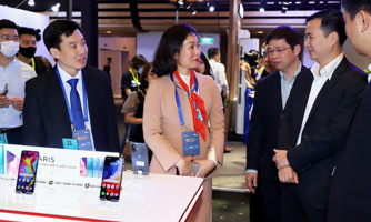 VinSmart “khoe” nhiều sản phẩm công nghệ mới tại Tech Awards 2020