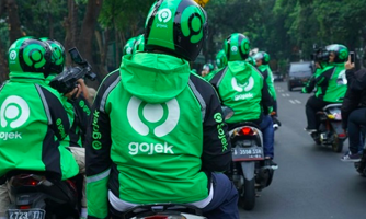 "Nối gót" Grab, Gojek cũng tăng giá cước