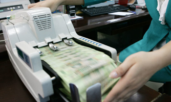 Sửa tiếp Thông tư 13: Khơi thông vốn, hỗ trợ giảm lãi suất