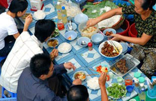 Dự luật an toàn thực phẩm: Chặt mà không chặt