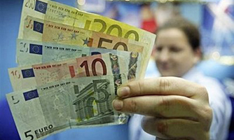 EU siết chặt giám sát nợ công
