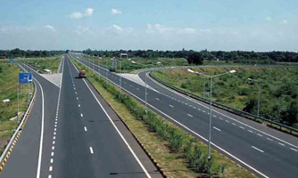 Đẩy nhanh tiến độ lựa chọn nhà đầu tư dự án cao tốc Bắc - Nam