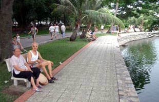 Chính phủ chỉ đạo làm rõ vụ xây khách sạn trong công viên