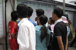 Sôi động thị trường lao động Tp.HCM 