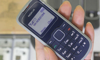 Điện thoại "cục gạch" giảm mạnh, mở đường cho "smartphone 500 nghìn"
