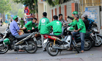 Grab tăng thu chiết khấu của tài xế để bù khoản lỗ hơn 400 tỷ?