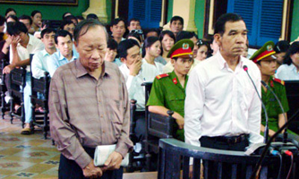 Cán bộ nộp lại quà tặng: Năm nay mới thống kê được