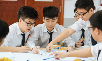 Bộ Giáo dục và Đào tạo lại đề xuất chưa tăng học phí 