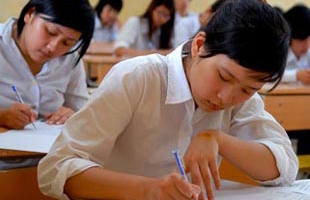 Học phí đại học cao nhất 800.000 đồng/tháng