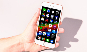 Giá iPhone 8, 8 Plus xách tay giảm chưa từng có