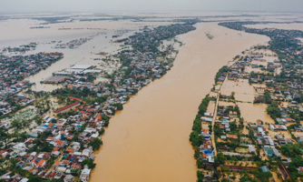 Miền Trung tiếp tục có mưa lớn, nguy cơ ngập lụt sâu trên diện rộng
