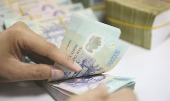 Tăng lương tối thiểu trong năm 2021 là "rủi ro" với doanh nghiệp?