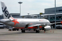 “Jetstar Pacific nên có biểu tượng mới trước tháng 10/2010”