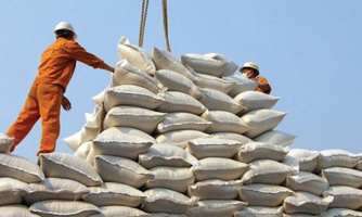 EVFTA có hiệu lực, cổ phiếu nông nghiệp, hoá chất lên ngôi