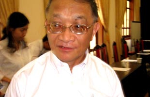 Hậu tăng giá xăng dầu: “Nên thận trọng”