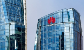 Cuộc vươn mình không dễ dàng của "người khổng lồ" Huawei