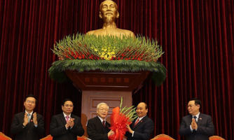 Công bố danh sách Bộ Chính trị, Ban Bí thư, Chủ nhiệm Uỷ ban Kiểm tra Trung ương Khoá XIII