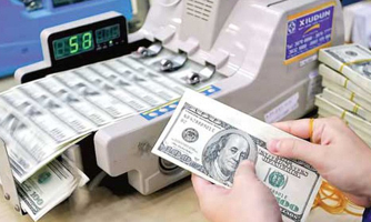 Ngân hàng Nhà nước tiếp tục điều chỉnh phương án mua ngoại tệ