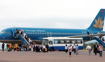 Khách thương gia ngoại trộm tiền trên máy bay Vietnam Airlines