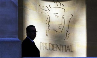 Prudential chi 35,5 tỷ USD mua AIA