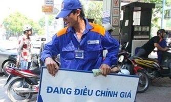 Xả mạnh quỹ bình ổn để hãm đà tăng giá xăng dầu