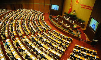 Luật Biểu tình: Chỉ lùi, không rút?