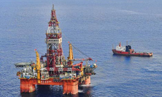 Trung Quốc tăng mức cảnh báo tại giàn khoan trên biển Đông