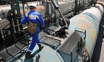 “Giá dầu có thể giảm về mức 30 USD/thùng”