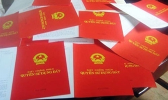 “Tình trạng phải bôi trơn khi làm sổ đỏ là nghiêm trọng”