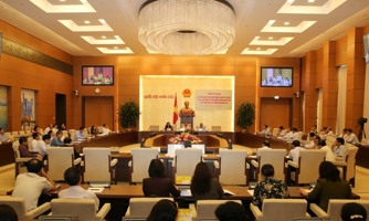 "Đòi bằng chứng khi đại biểu Quốc hội chất vấn là vô lý"