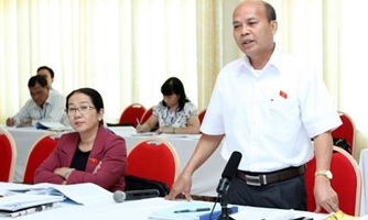 Đồng ý tăng bội chi để đóng tàu sắt cho ngư dân