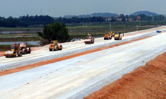 Cao tốc Hà Nội - Hải Phòng bị “ăn bớt” hạng mục?