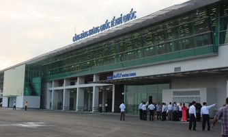 Trình Bộ Chính trị phương án “bán” sân bay Phú Quốc