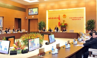 Luật Biểu tình: Điệp khúc lùi và lùi
