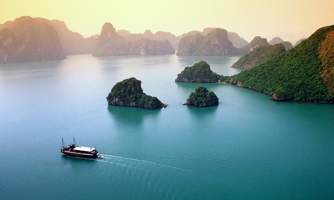 Quảng Ninh "đóng cửa" vịnh Hạ Long từ 12h trưa ngày 6/5