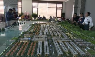 Giá bất động sản đang bị đẩy lên cao