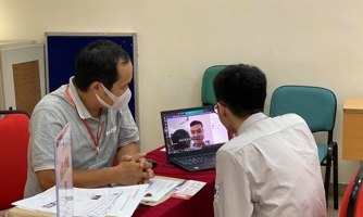 Đại học Bách khoa Hà Nội phỏng vấn online thí sinh xét tuyển tài năng
