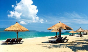 Trước mùa cao điểm, resorts, khách sạn lại “sốc” vì Covid-19  