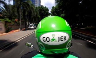 Gojek mở dịch vụ gọi taxi ở Việt Nam, cạnh tranh với Grab